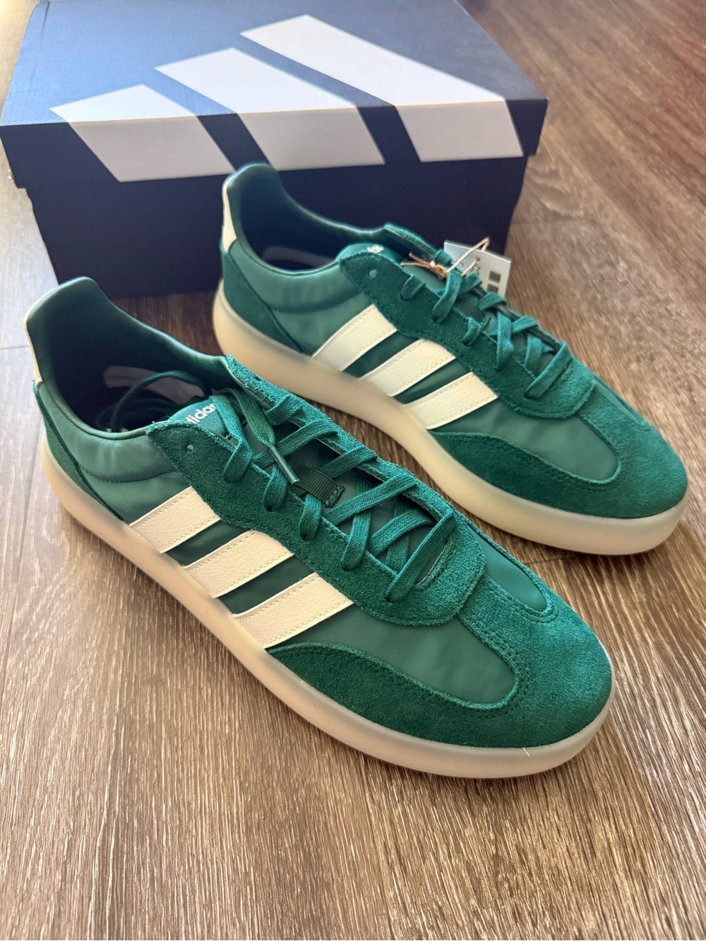 Adidas Men’s 10.5 Green Barreda Decode Low Sneakers with White Stripes J13318